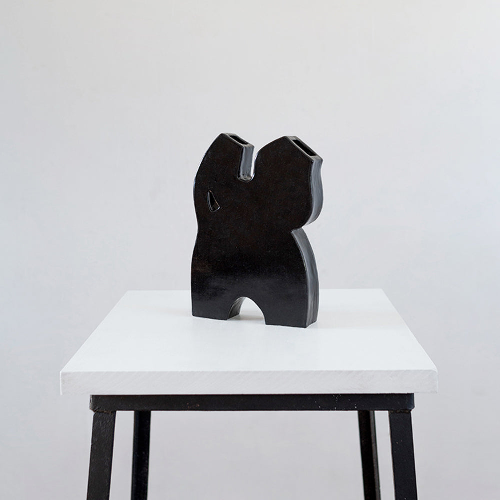 Escultura de cerámica "Passaro" de Pilo Contreras